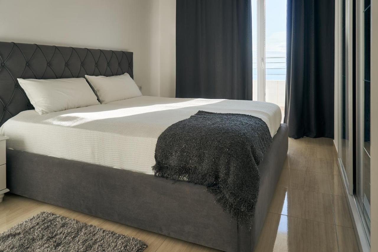 The Garrison Apartment Sarandë 外观 照片