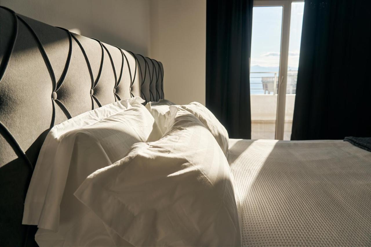 The Garrison Apartment Sarandë 外观 照片